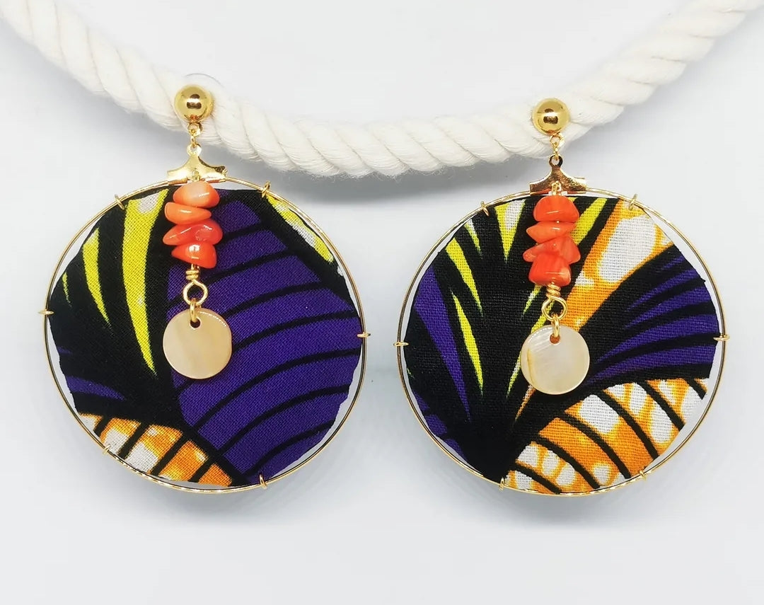 Boucles créole Wax & Leather plaqué Or - Purple/Orange avec pierres de corail Orange & perle de nacre